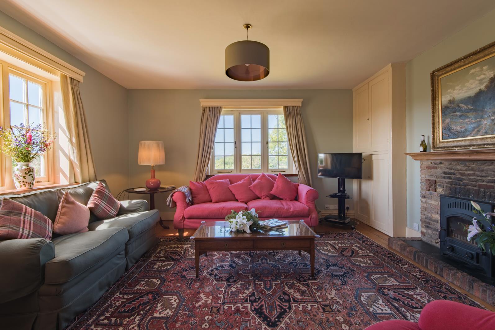 Property in Pelsham Estate, Peasmarsh by Weald Property