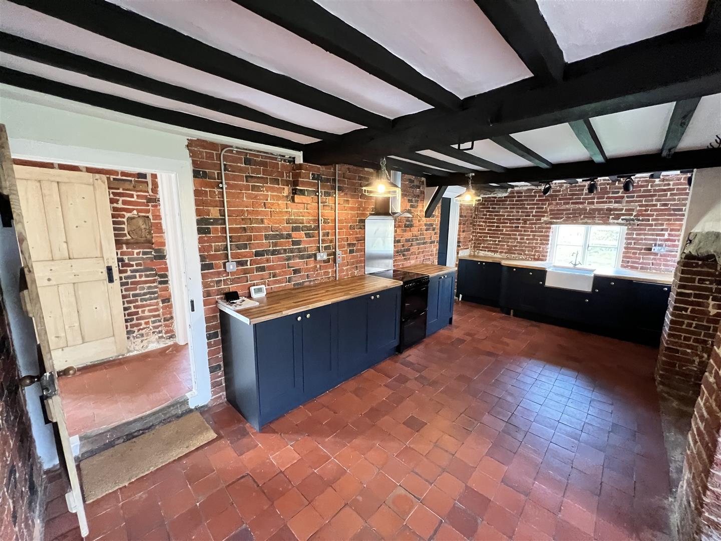 Property in Peasmarsh, Rye by Weald Property